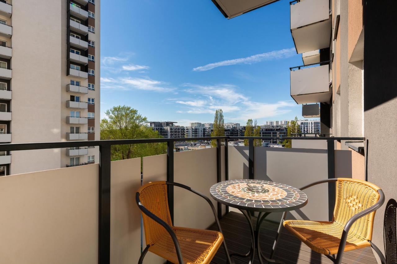 Apartments Parks Of Warsaw By Noclegi Renters Екстер'єр фото