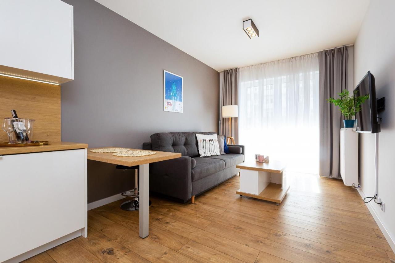 Apartments Parks Of Warsaw By Noclegi Renters Екстер'єр фото