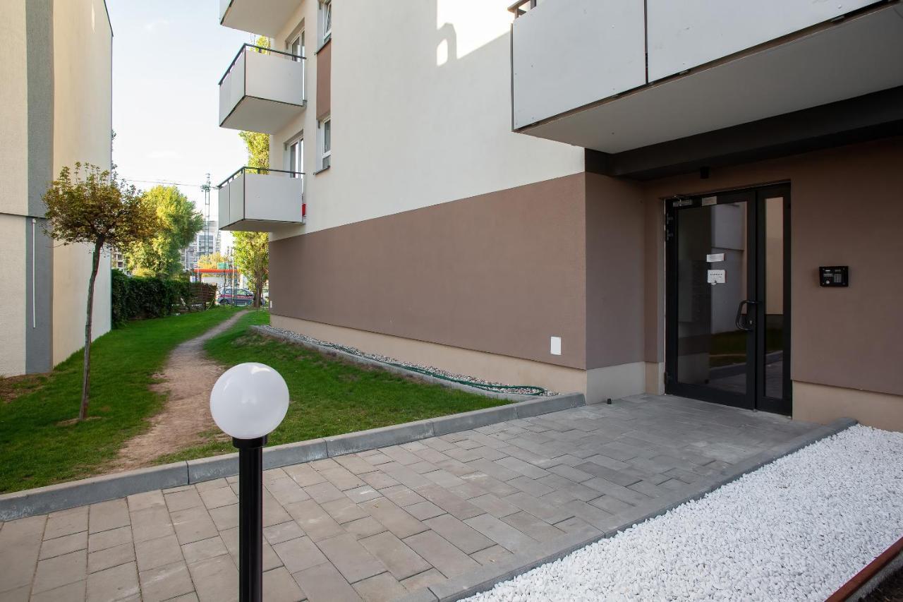 Apartments Parks Of Warsaw By Noclegi Renters Екстер'єр фото
