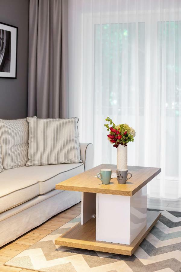 Apartments Parks Of Warsaw By Noclegi Renters Екстер'єр фото
